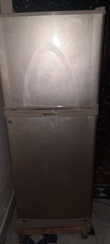 dawlance fridge regular size 0