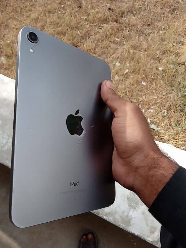 ipad mini 6 64GB with box 0