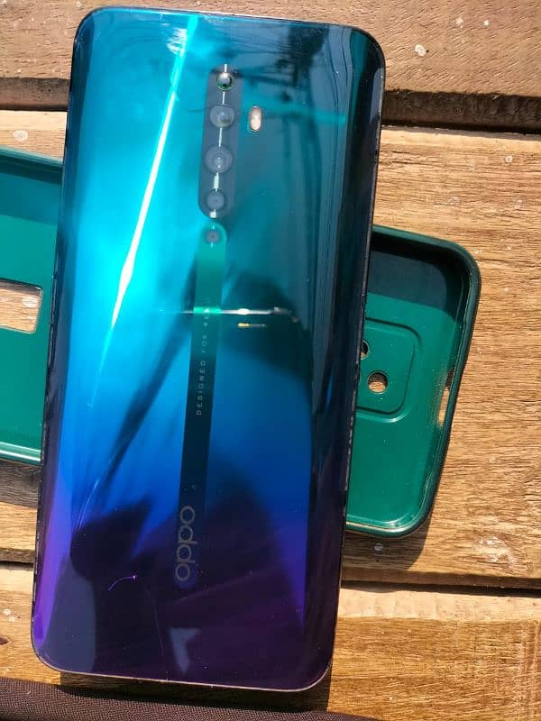 OPPO Reno 2f girnay ki wja sy panel or back damage ha 2