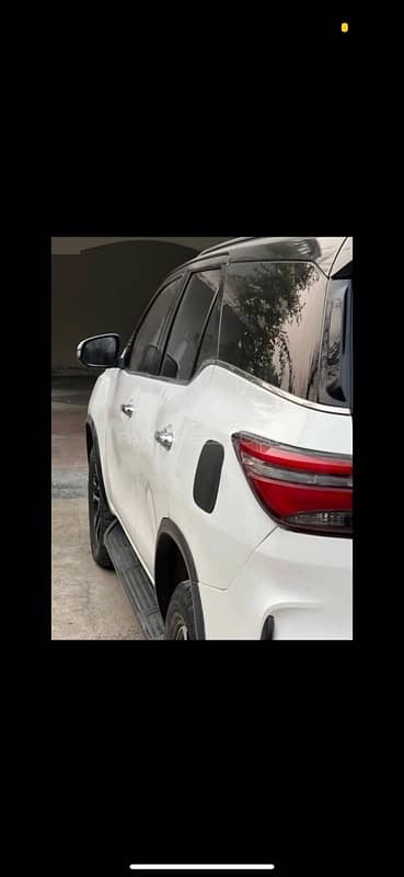 Toyota Fortuner V 2017 7