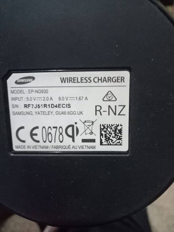 Samsung wireless charger 1