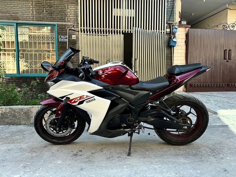 Yamaha R3 400CC Dual Cylinder 2