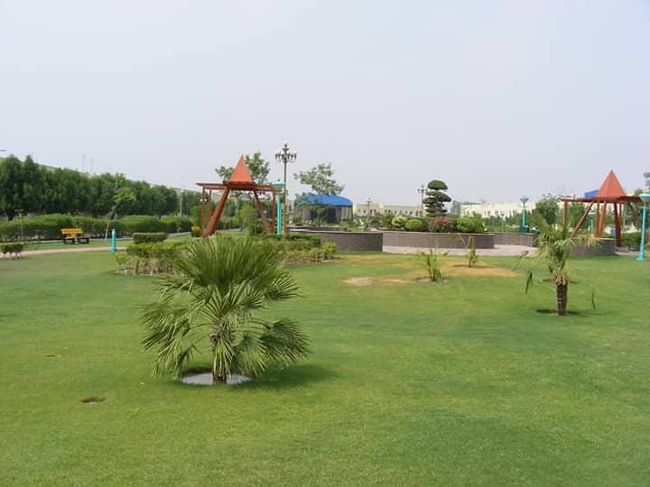 Bahria orchard plot no 577/34#H possession utility paid for sale 9