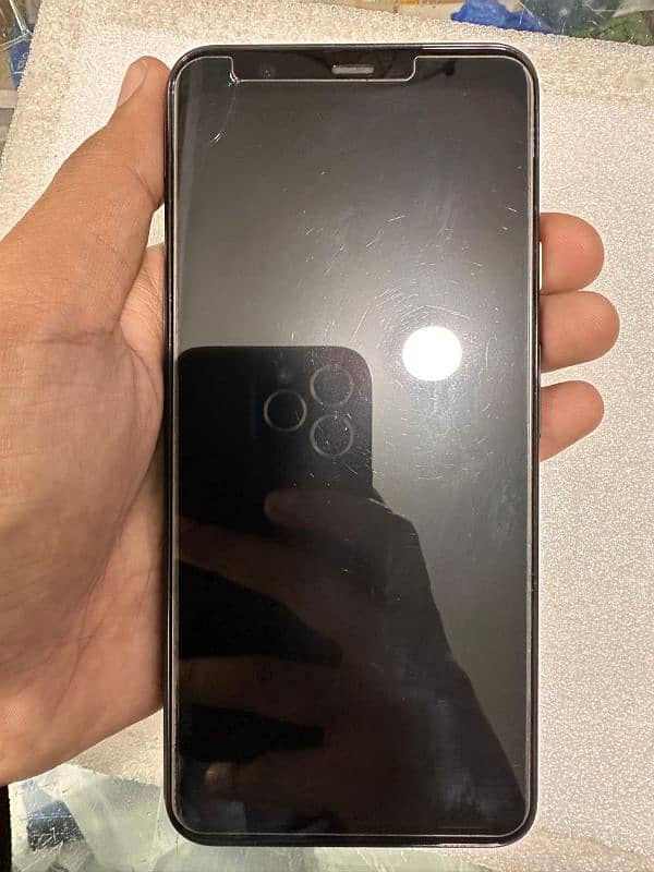 Google Pixel 4XL 6GB 64gb with box and cable for sale. 8