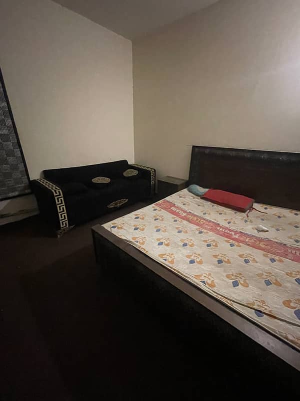 Furnished room For rent 0