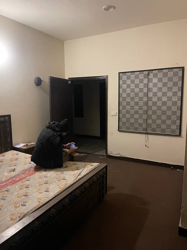 Furnished room For rent 2