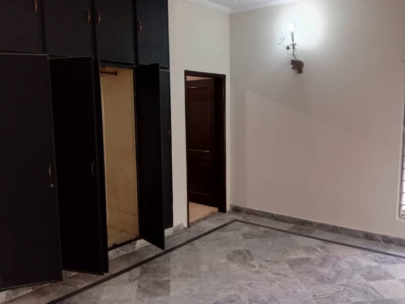 1 Kanal Upper Portion Available For Rent in Dha Phase 4 9