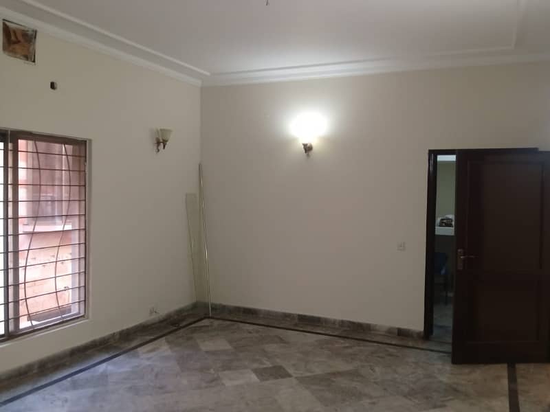 1 Kanal Upper Portion Available For Rent in Dha Phase 4 25