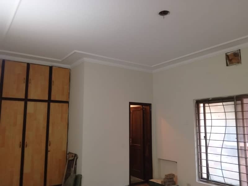 1 Kanal Upper Portion Available For Rent in Dha Phase 4 29