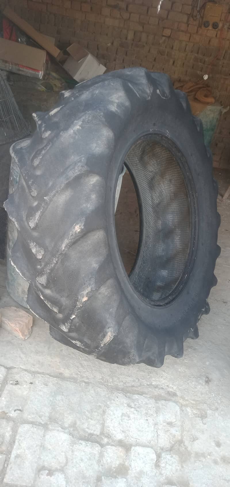 Fiat 640 back tyre 1