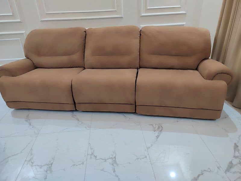 Recliner sofa 4