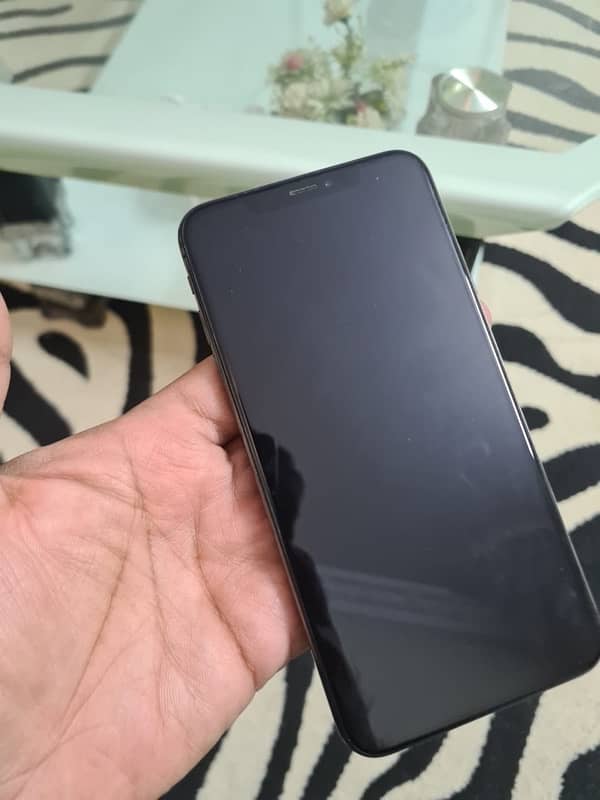 iPhone Xs Max just like new 2