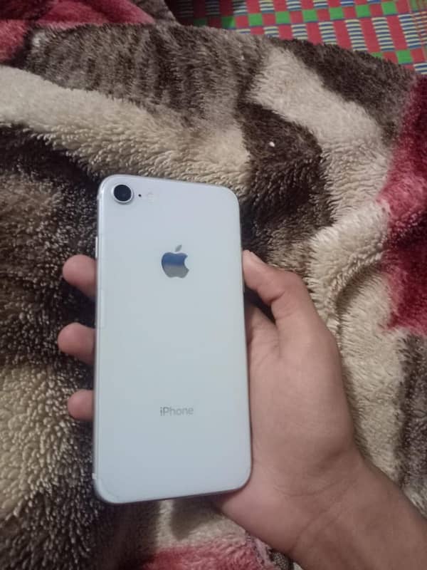 iPhone 8 non pti Ram 64Gb 1