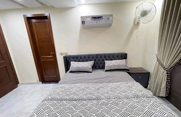 Get Your Hands On Flat In Lahore Best Area 6