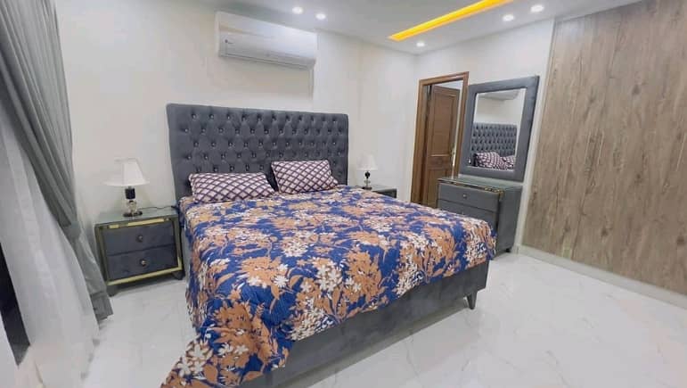 Flat Of 500 Square Feet Is Available In Contemporary Neighborhood Of Bahria Town 3