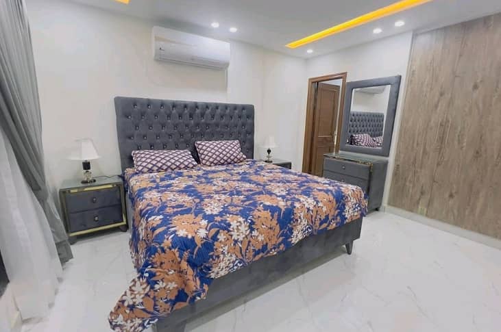 Flat Of 500 Square Feet In Bahria Town - Sector C For rent 1