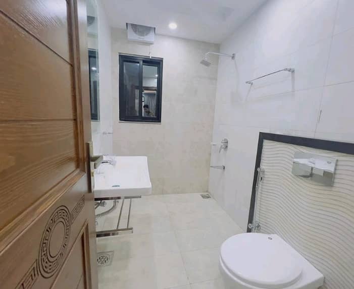 Flat For rent In Beautiful Bahria Town - Sector C 3