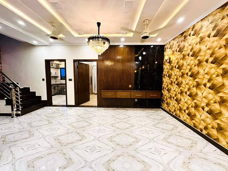 3 Years Installment Plan Luxury House For Sale Located In Park View City Lahore 5