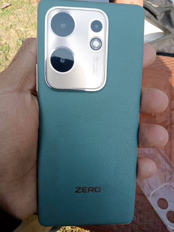 infinix zero 30 8\256 10 by 9.5 all okay 0