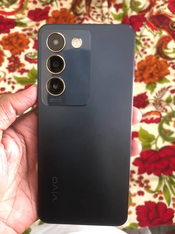 VIVO Y100   10/10  condition 3