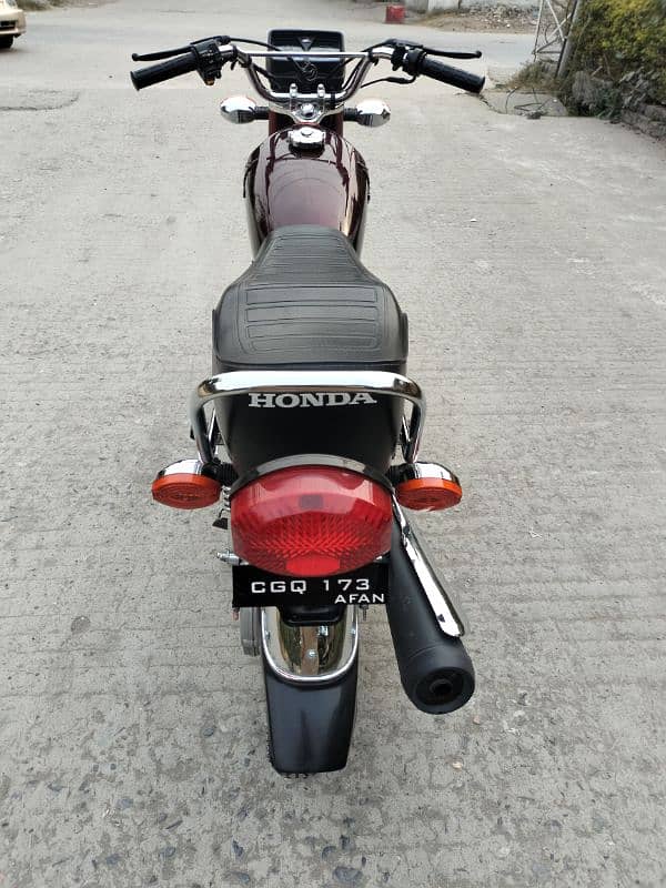 Honda CG125 model 2023 Islamabad number 03341511728 8