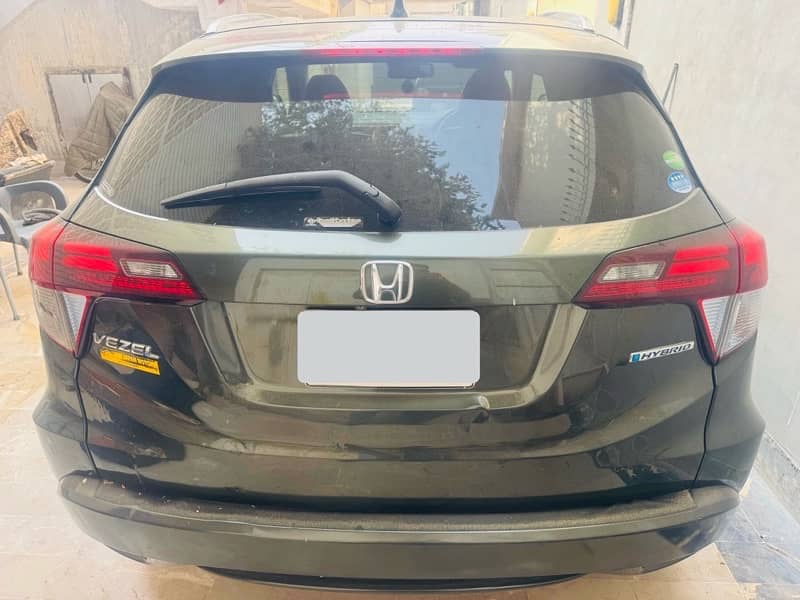 Honda Vezel 2016 1