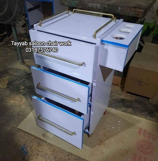 Saloon Chair/Parlour Chair/Shampoo Unit/Pedicure/Facial Bed/Trolley 11