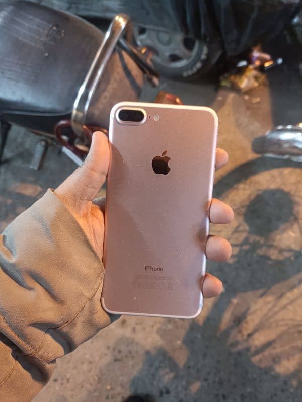 iphone 7 Plus 256GB Sim bypass outclass camera PUBG beast 03299935442 4