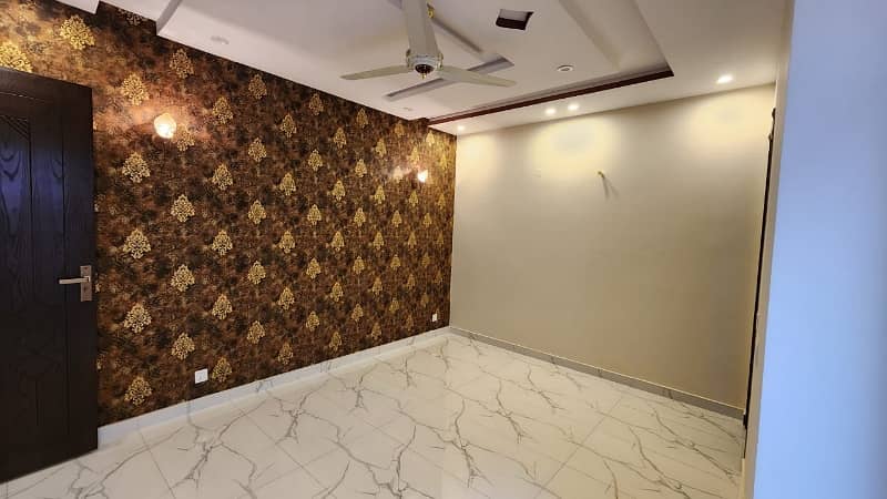 House For sale In Formanites Housing Scheme - Block E Lahore 6