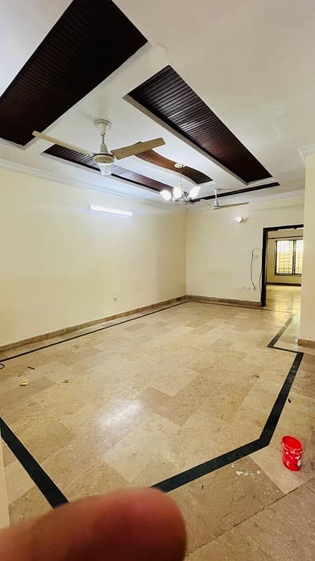 10 Marla upper portion available for rent in phase 6 bahira town Rawalpindi 1