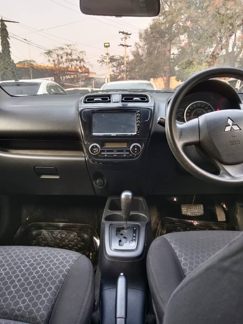 Mitsubishi Mirage 2012 7