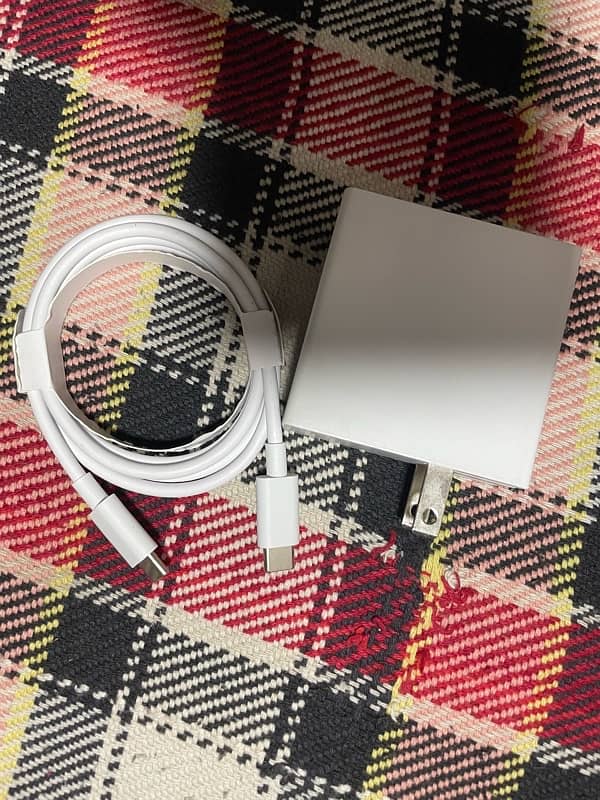 Google Pixel 9 Pro ka 100% Original Charger hy 0