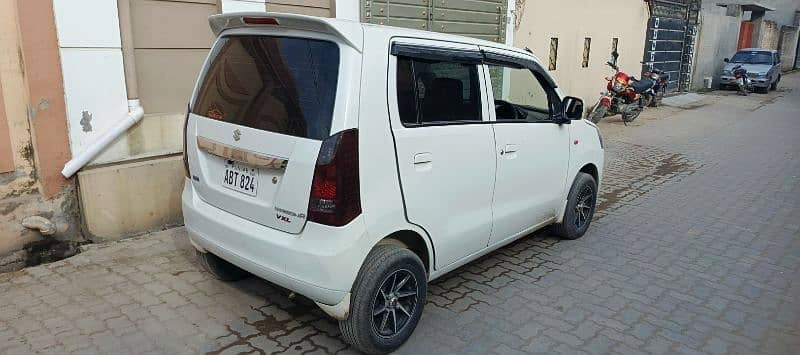 Suzuki Wagon R 2021 16