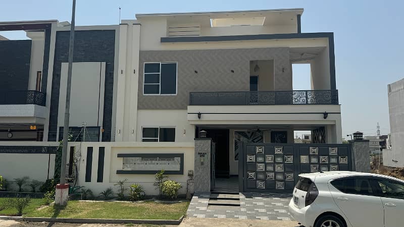 10 Marla HOUSE For SALE In DC Colony Bolan Block 0