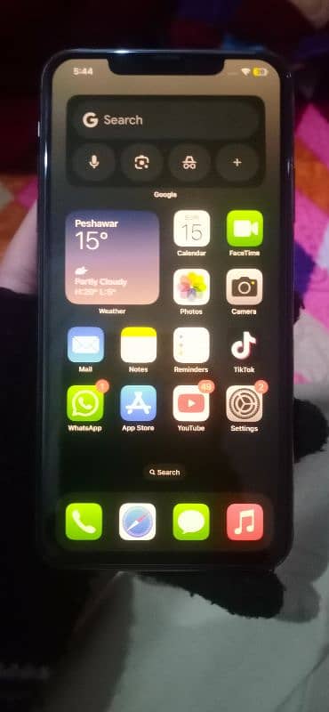 I'm selling iphone 11 pro max 0