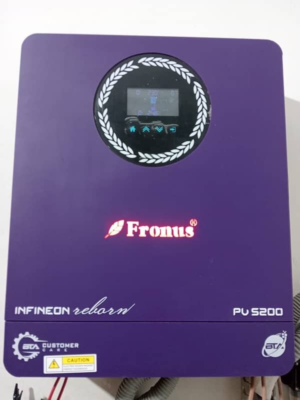 fronus solar inverter new comdition 1