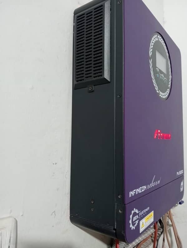 fronus solar inverter new comdition 2