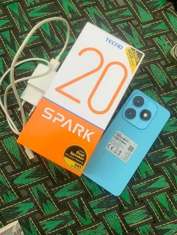 tecno spark 20 8+8 256gb 8 month warrinty 3