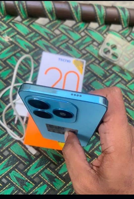 tecno spark 20 8+8 256gb 8 month warrinty 5