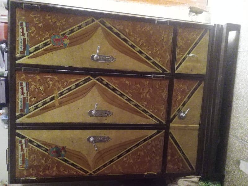 Used Metal Storage Cabinet in Excellent Condition for Sale 1