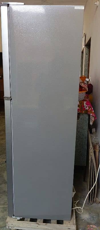 izone refrigerator full size 0