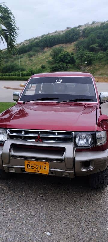 Mitsubishi Pajero 1986 1