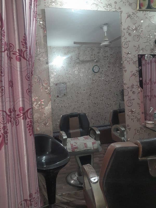 Salon for sale 12