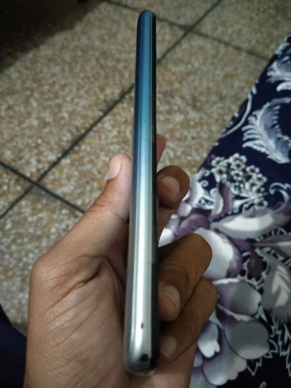 TECNO spark Go 2