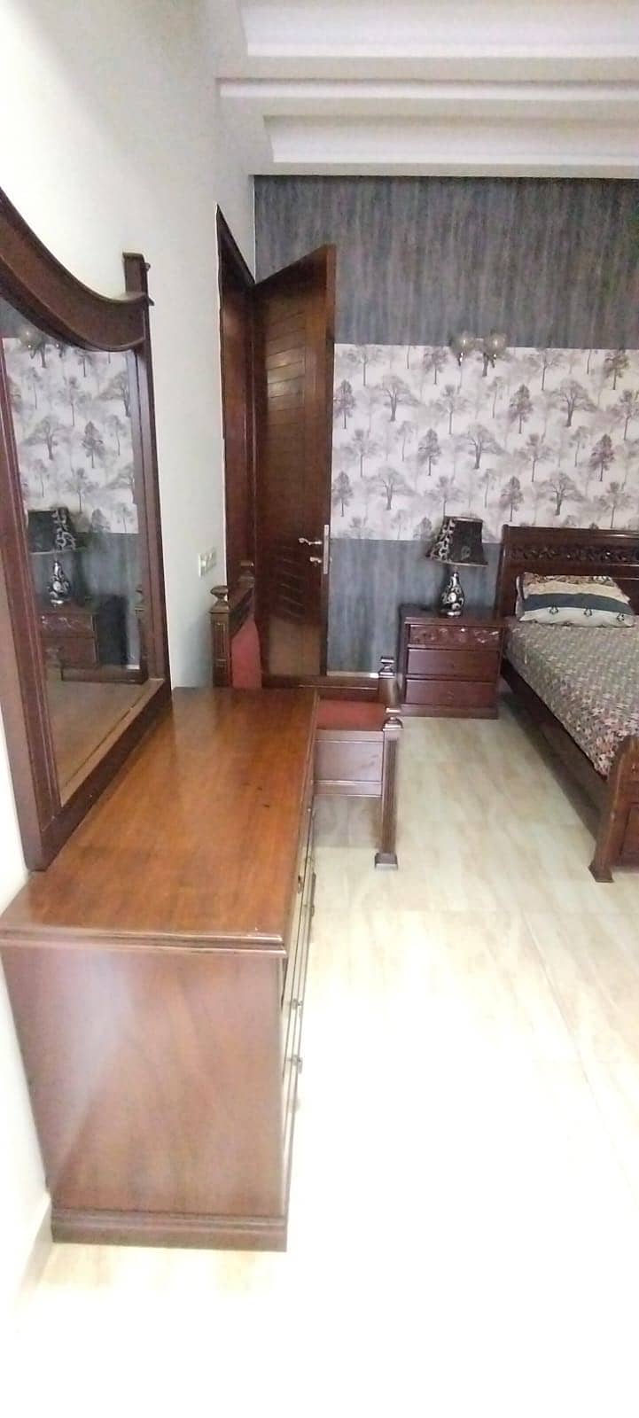 DREAM HOME OFFER ONE KANAL LOWER PORTION AVAILABLE FOR RENT AT PRIME LOCATION 28