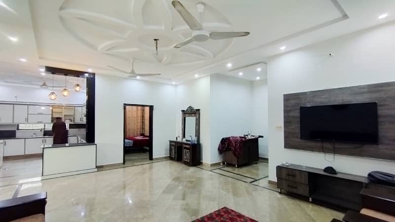 A Beautifully Designed Prime And Hot Location 1 Kanal Single Storey House For Sale In AWT Phase 2, Block E-1 19