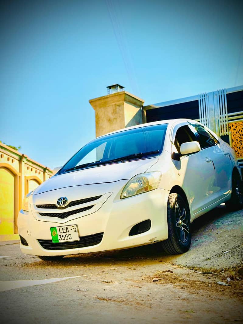 Toyota Belta 2012 3