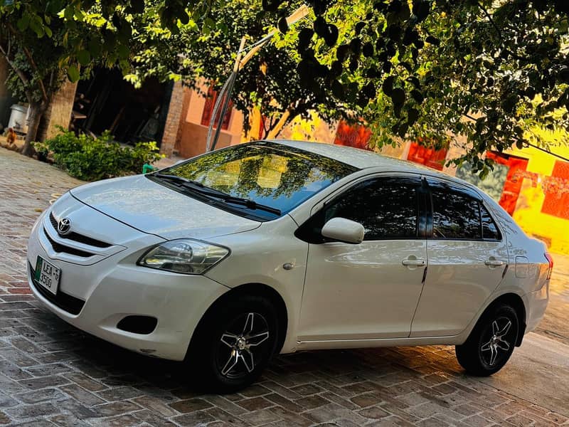 Toyota Belta 2012 6