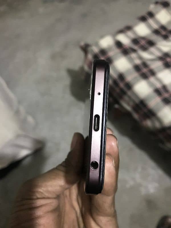 Vivo y18  /6.128 urgent sale need for money 5