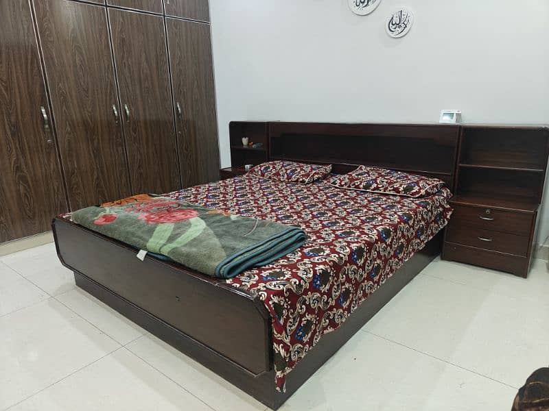 bed set - double bed - pure wooden bed with side tables dressing table 2